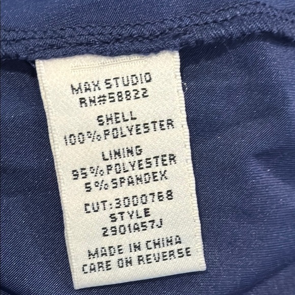 Max Studio Navy and Coral Patterned Dress, size Medium - Picture 5 of 5